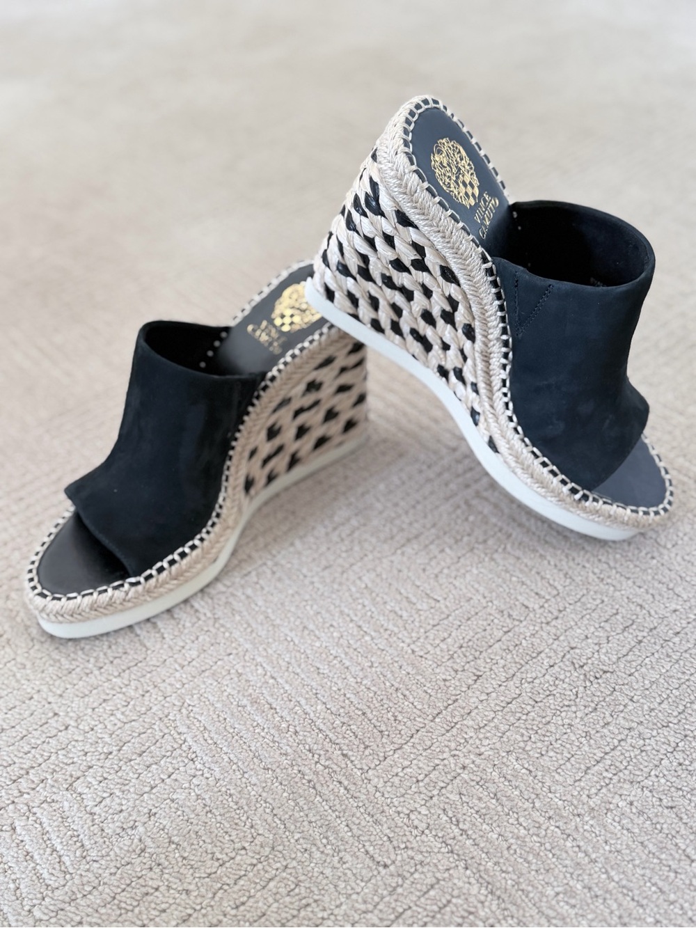 Vince Camuto | Brissia Suede Wedge  Sandals | Size 8.5